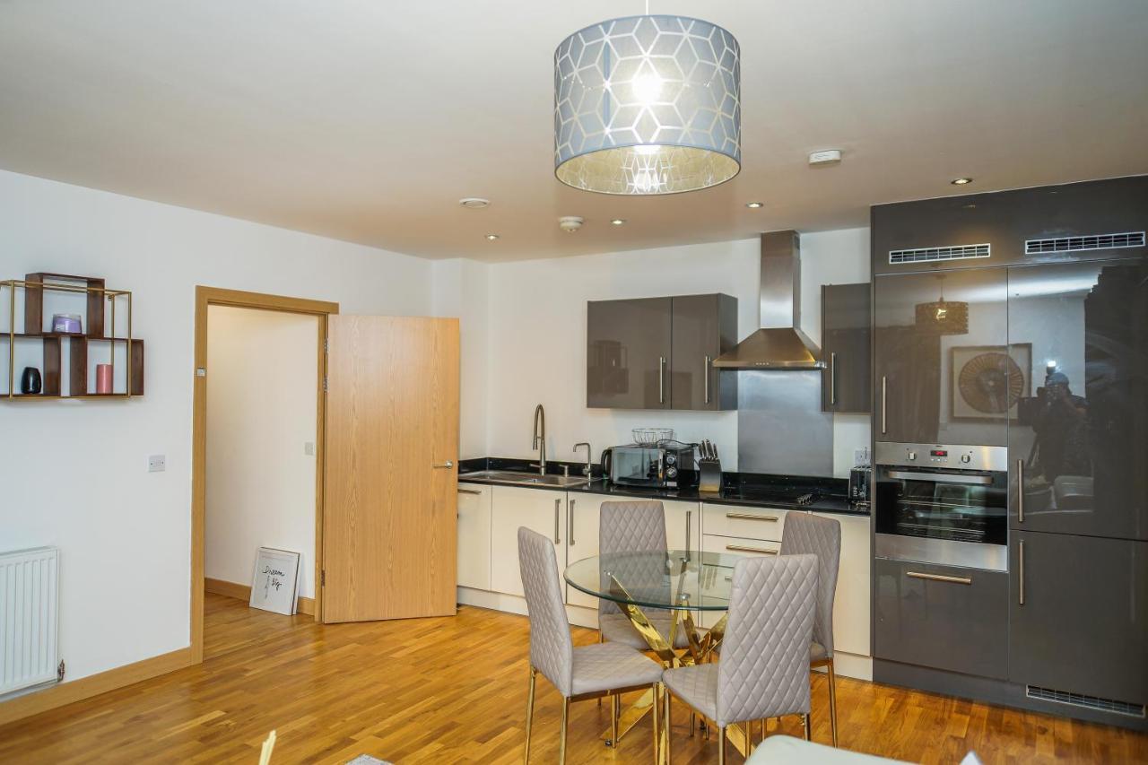 Dartford Luxury 2 Bed Apartment מראה חיצוני תמונה